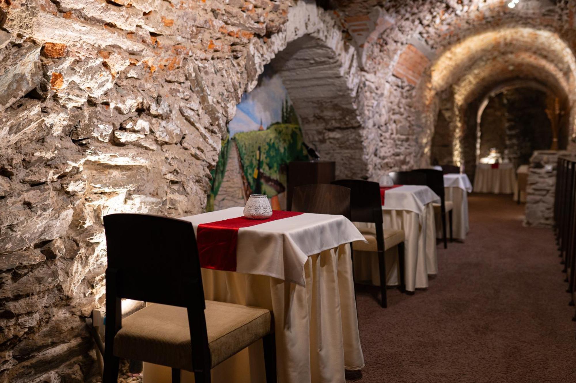 Boutique Hotel Zlaty Dukat Košice Exterior foto