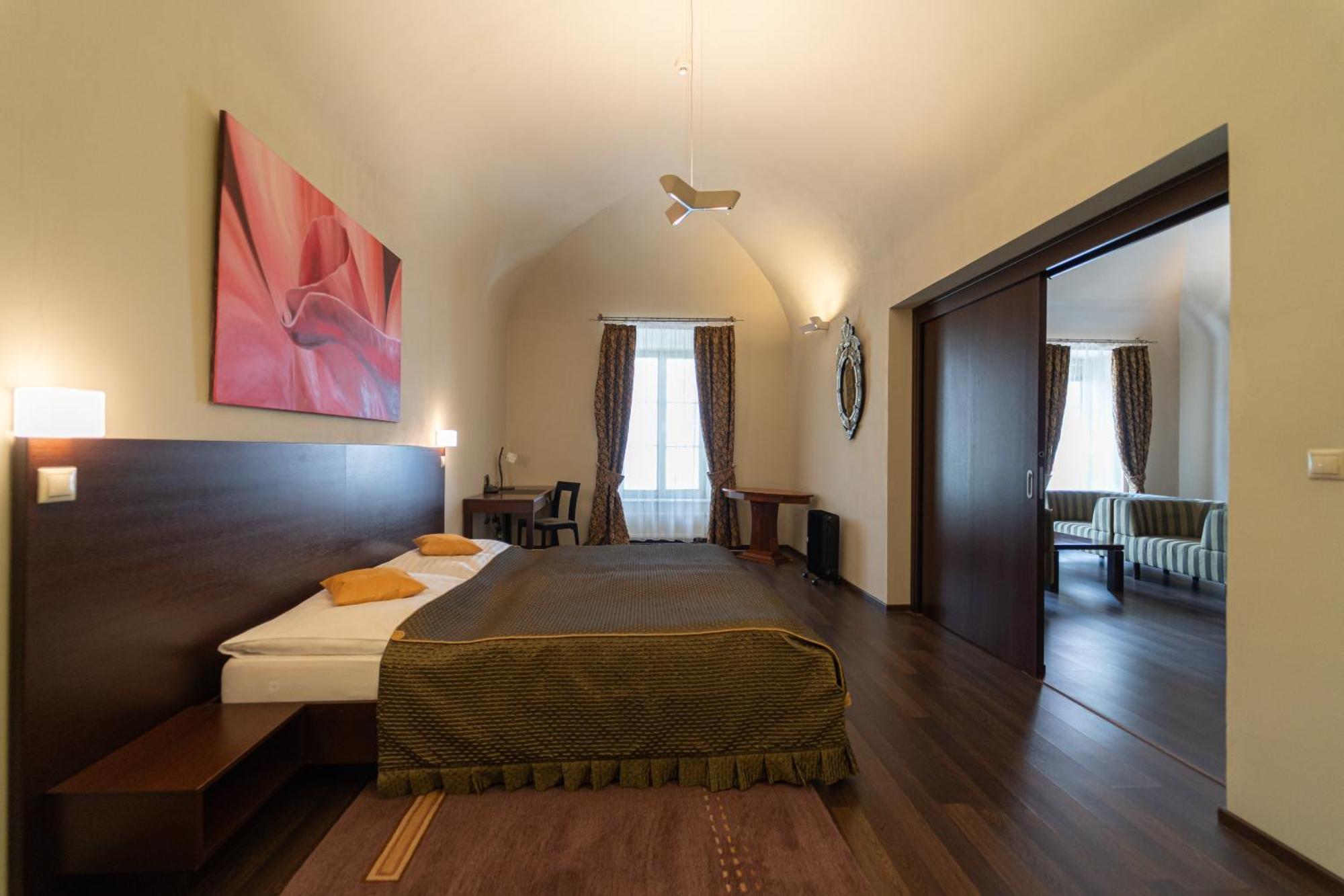 Boutique Hotel Zlaty Dukat Košice Exterior foto