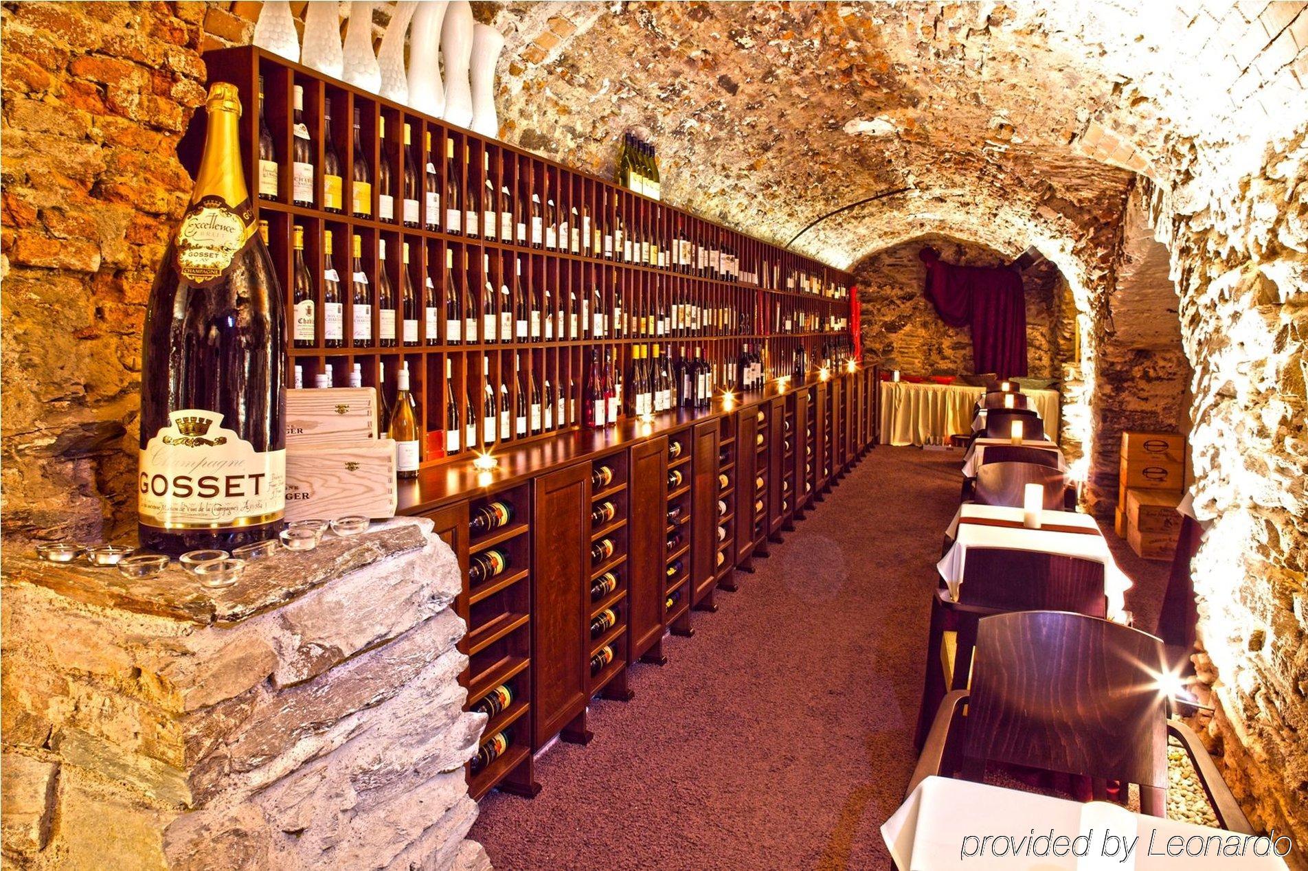 Boutique Hotel Zlaty Dukat Košice Restaurante foto
